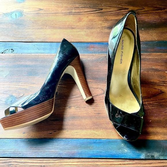 Marc Fisher Patent Leather Heels Size 9 - Picture 2 of 13